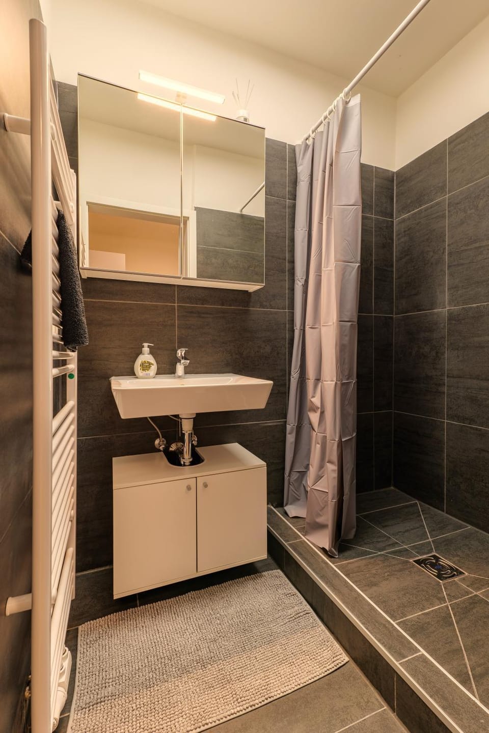 Shower, Bathroom