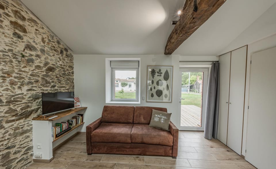 Communal lounge/ TV room, TV and multimedia, Living room, Lounge or bar