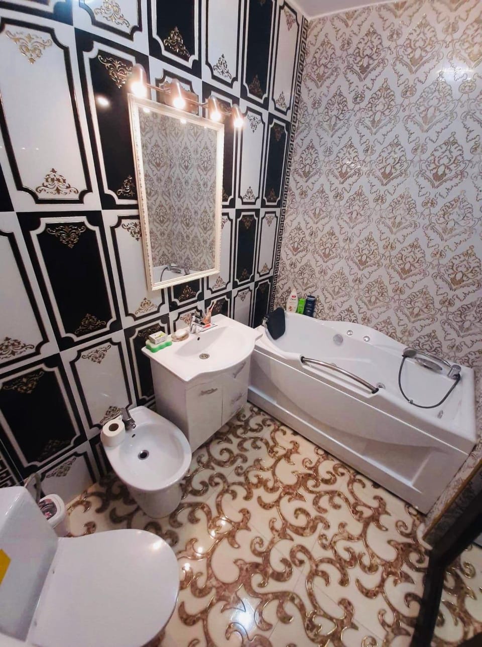 Toilet, Hot Tub, Bathroom, Bath, bidet