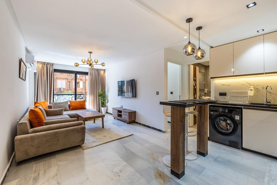 Living room, Dining area