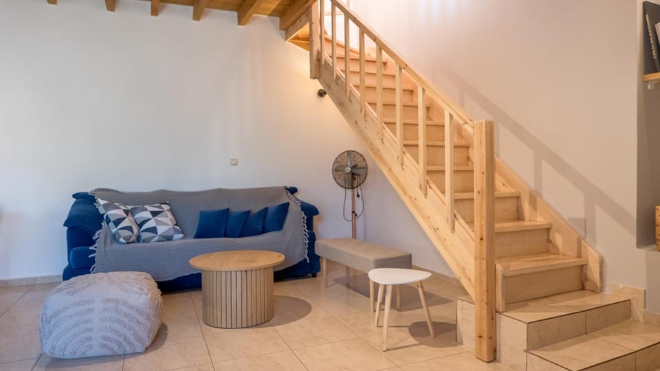 Τhemis House House in Chania