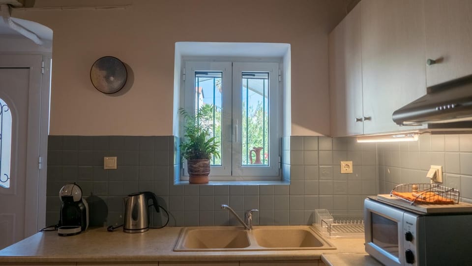 Τhemis House House in Chania