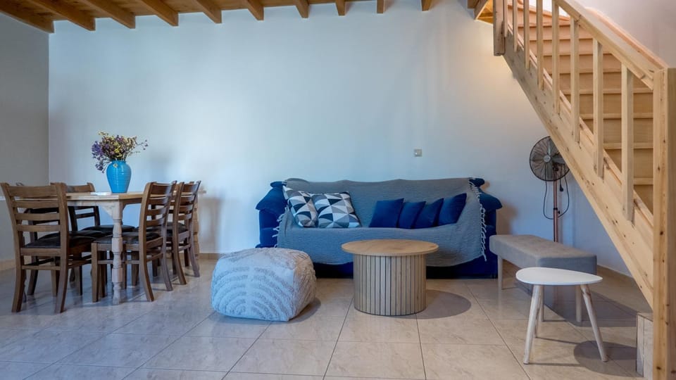 Τhemis House House in Chania