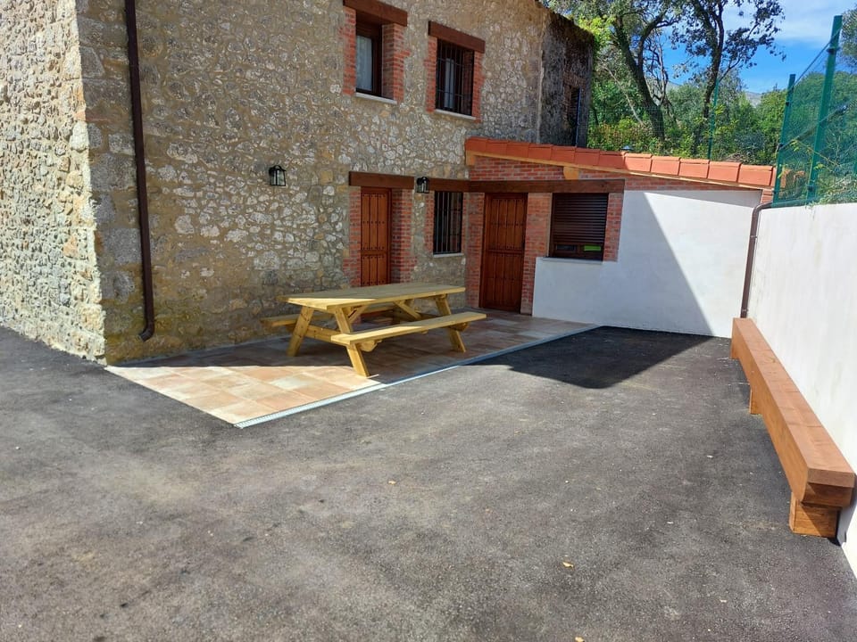 El alloru de balmori House in Cantabria