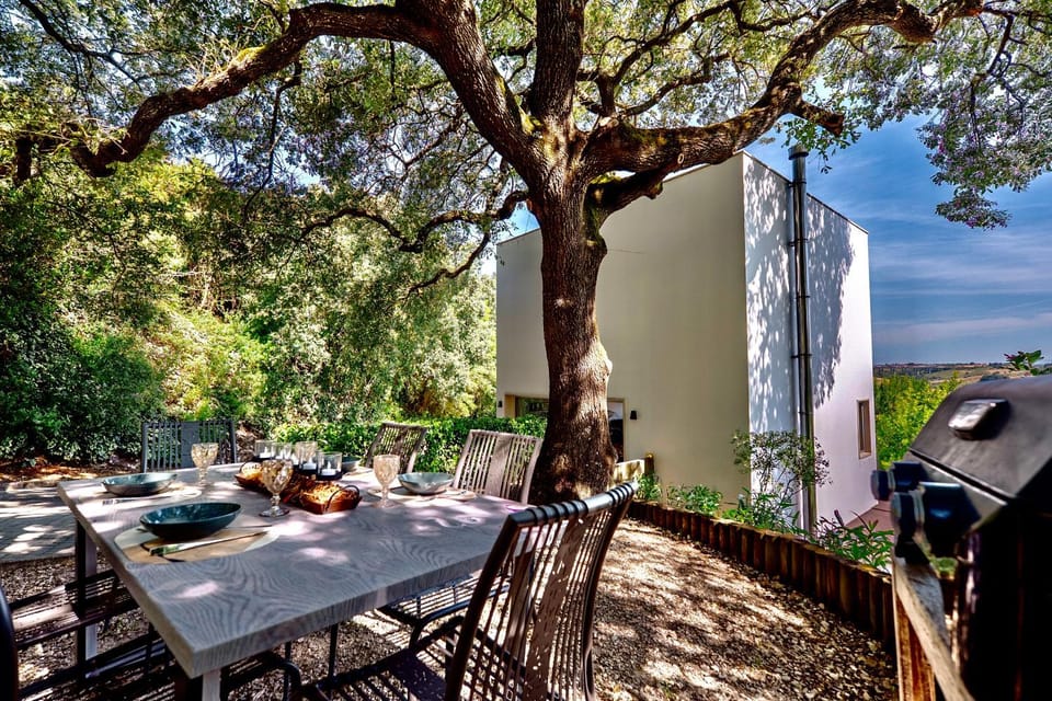 Day, Dining area, Garden view