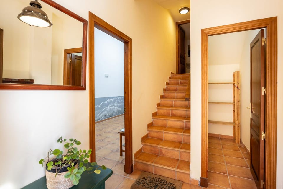 Casa val de Unhola House in Catalonia