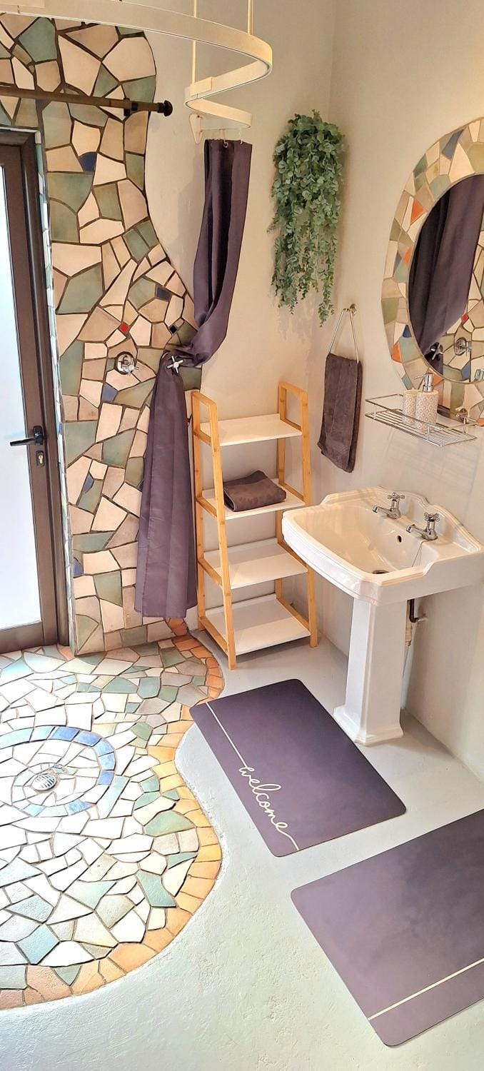 Stay at Fairway Bed and Breakfast in Pretoria