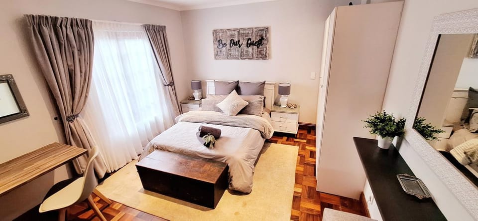 Photo of the whole room, Seating area, Bedroom, hair dryier, wardrobe, air conditioner