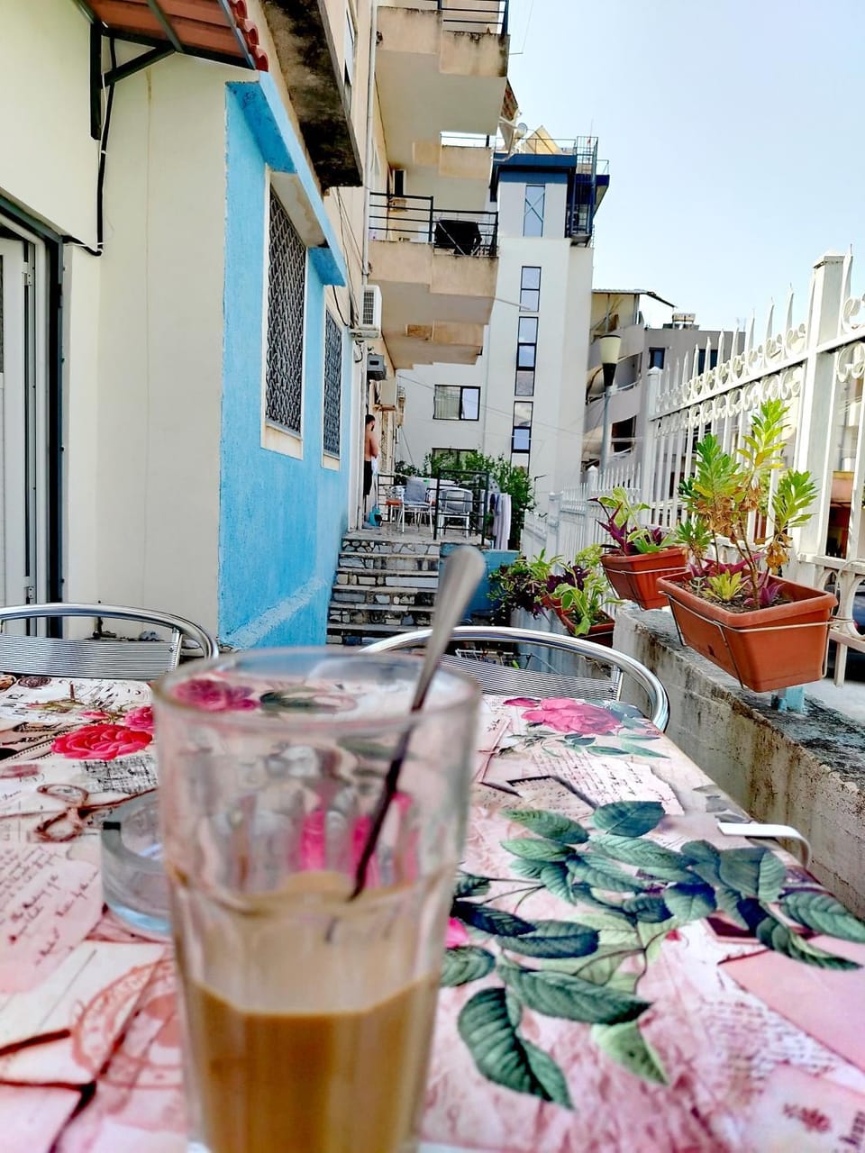Property building, Patio, Balcony/Terrace