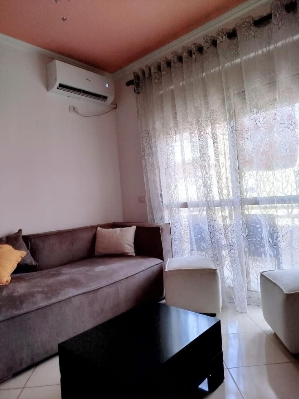 TV and multimedia, Living room, air conditioner