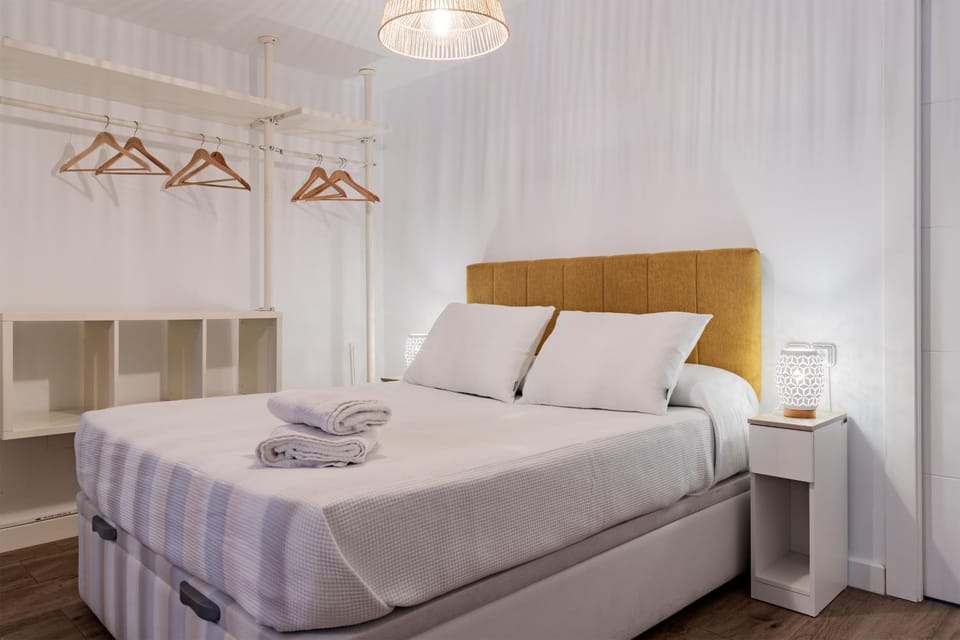 Bed, Bedroom, wardrobe