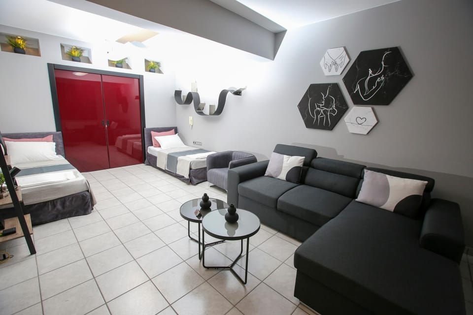 Seating area, Bedroom