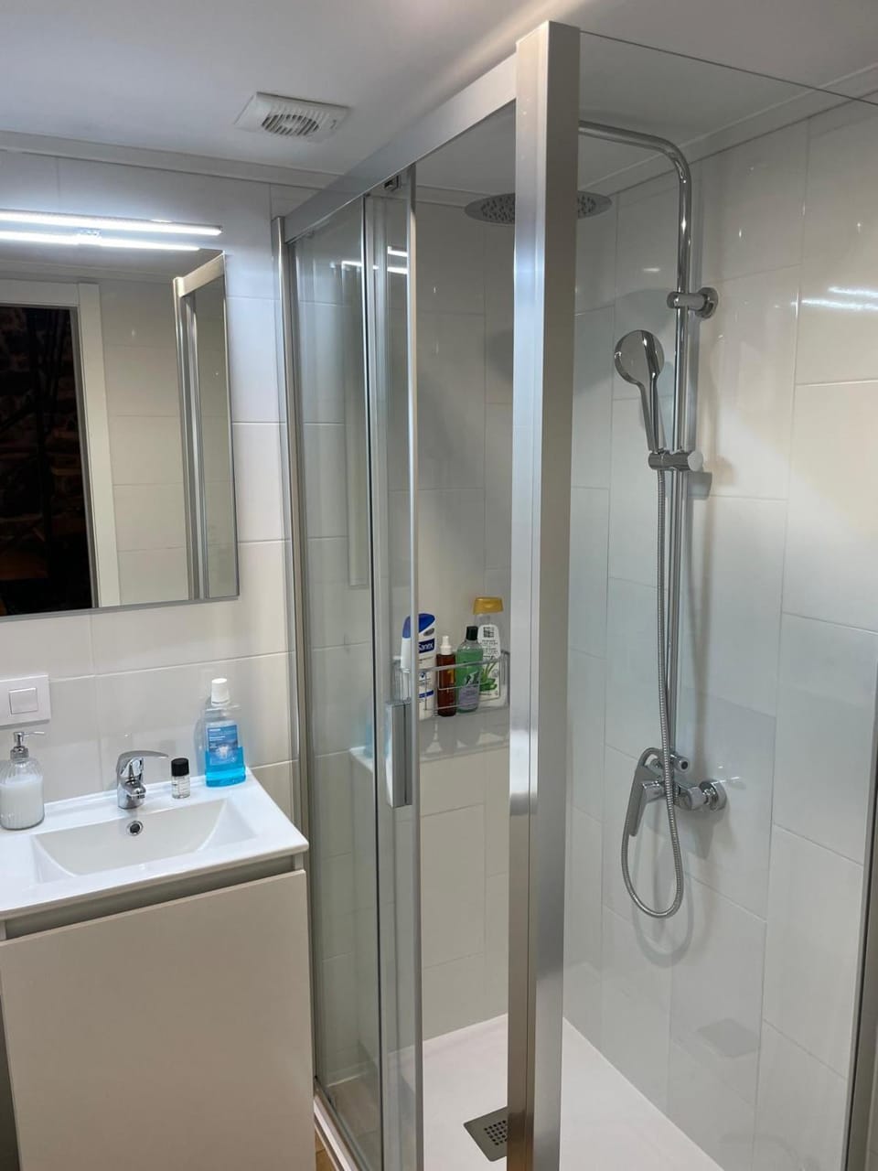 Shower, Bathroom