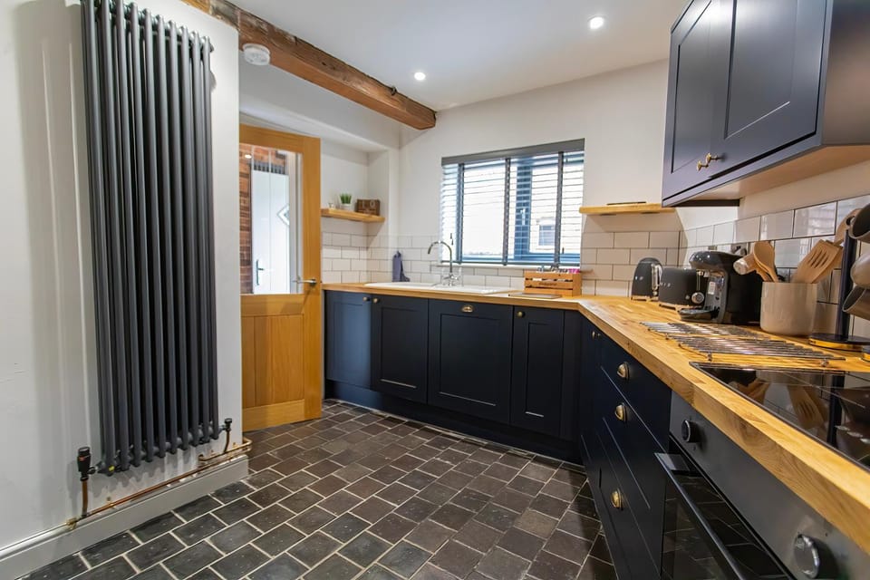 Stylish Home near Alton Towers Peak District Ashbourne Derbyshire House in East Staffordshire District