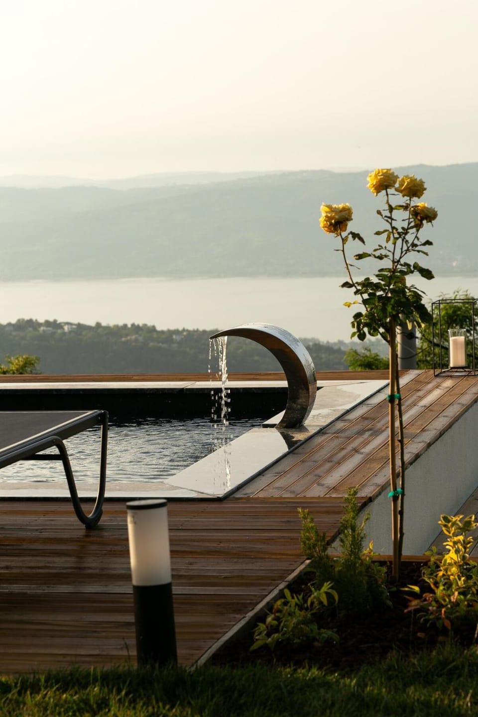 Day, Natural landscape, Lake view, Pool view, Sea view, Swimming pool