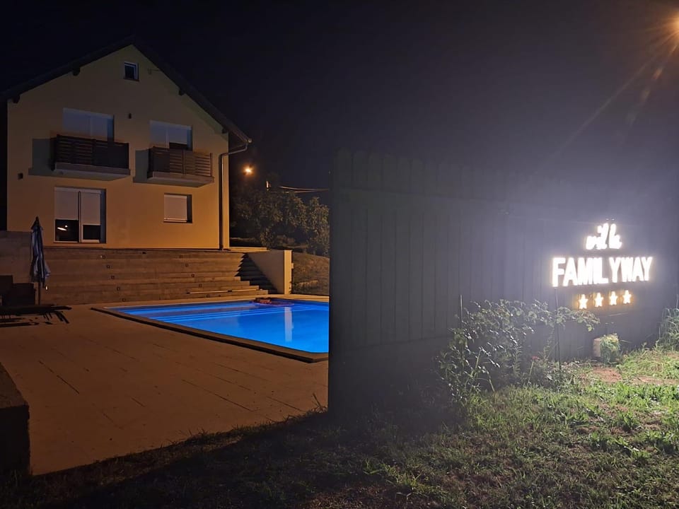 Familyway Croatia Kids Friendly Family villa with privat Pool 50 m2 Slavonski Brod Villa in Brod-Posavina County, Croatia