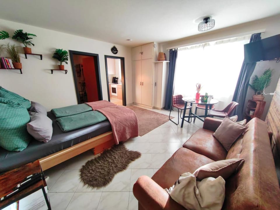 Dining area, Bedroom