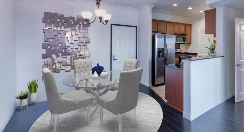 Dining area, kitchen