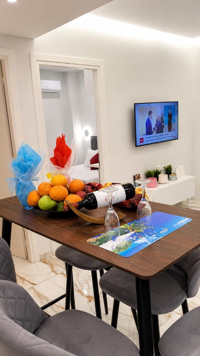 Cultural Hub Apartment in Athens