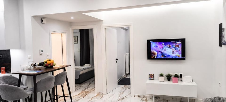 Cultural Hub Apartment in Athens