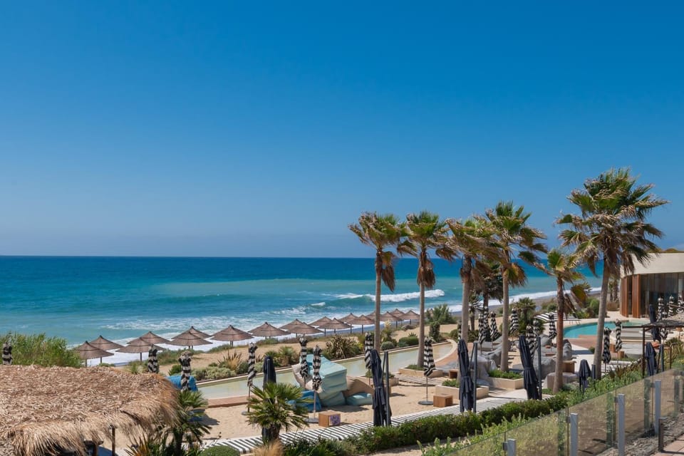 Day, Natural landscape, Beach, Evening entertainment, Sea view, sunbed