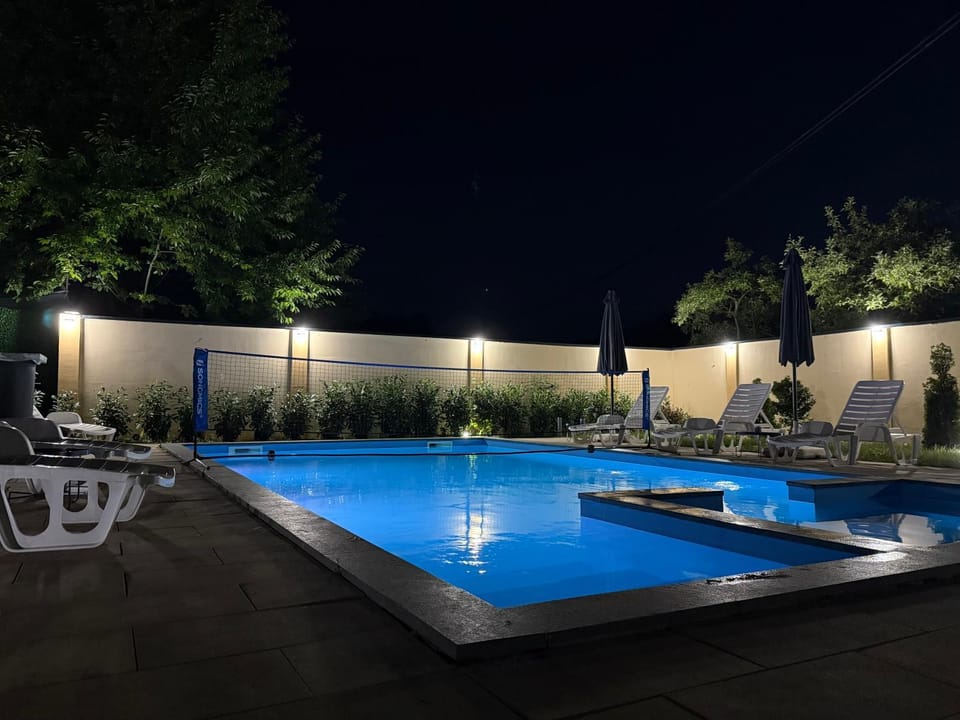 Villa Solis Sarajevo - Private Heated Pool & Jacuzzi Villa in Federation of Bosnia and Herzegovina