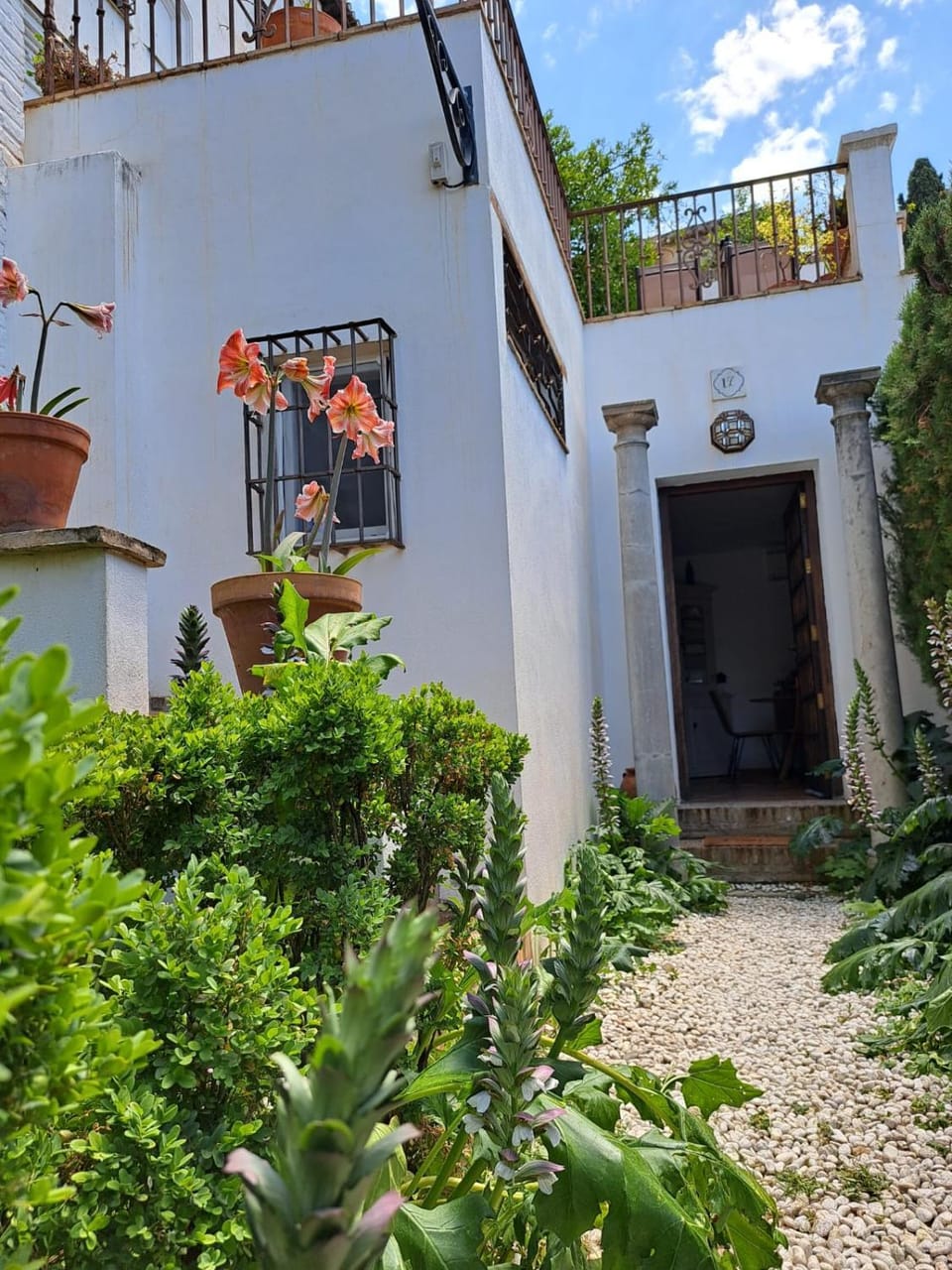 Off site, Garden