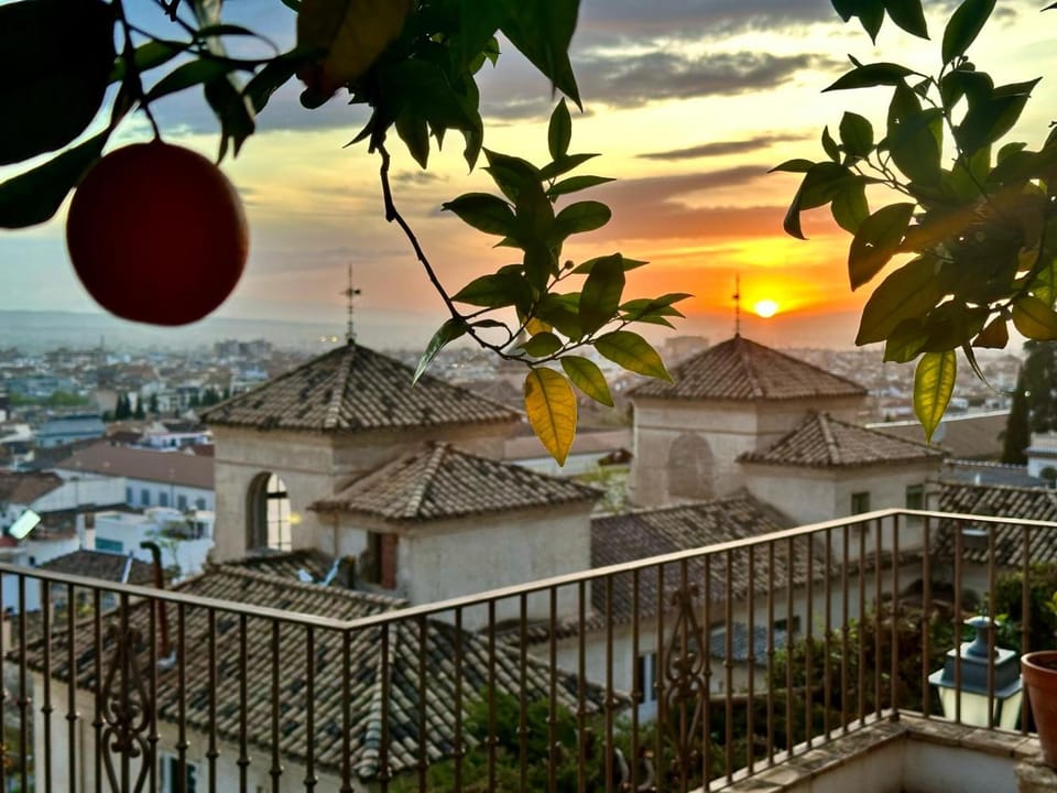 Off site, Balcony/Terrace