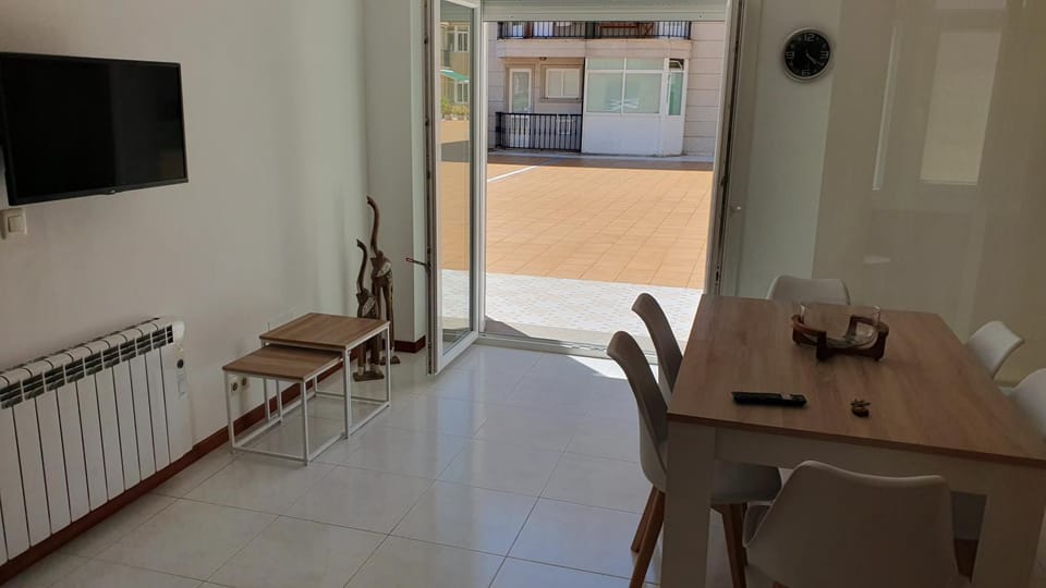TV and multimedia, Kitchen or kitchenette