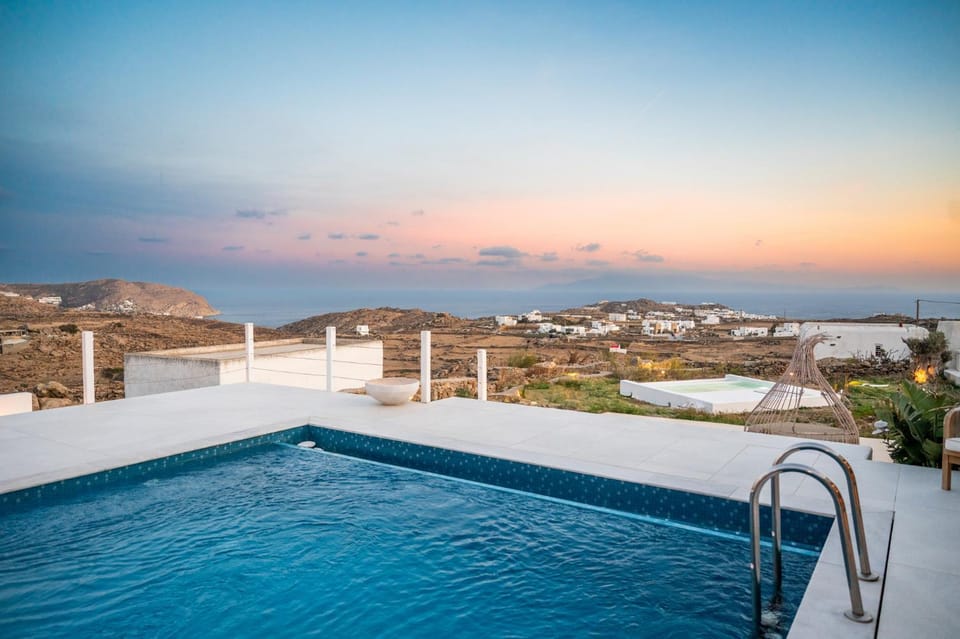 Nearby landmark, Pool view, Sea view, Swimming pool, Sunset