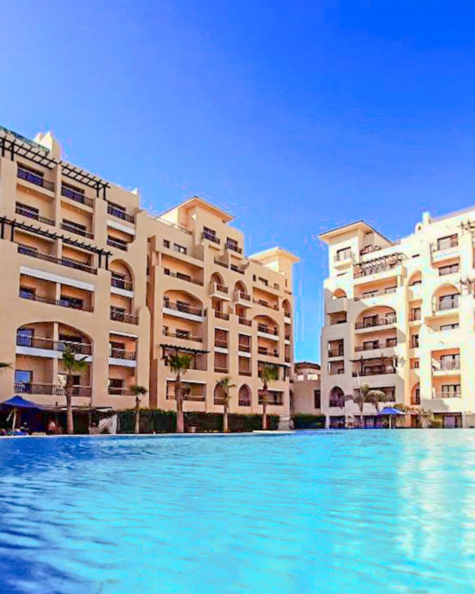 Property building, Swimming pool