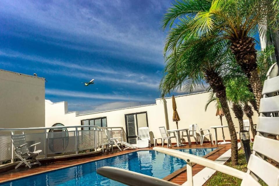 Pool view, Swimming pool, sunbed