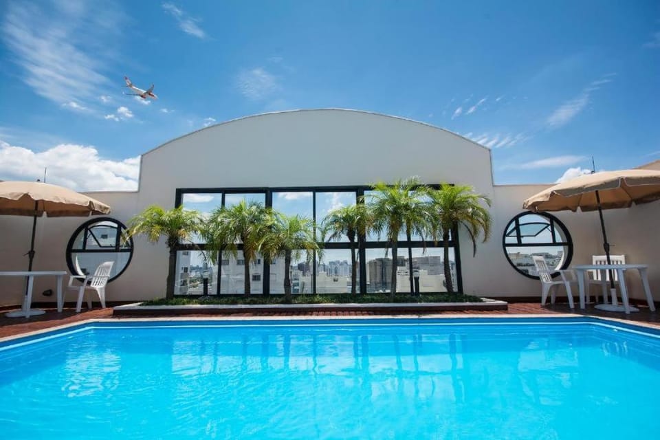 Pool view, Swimming pool, sunbed