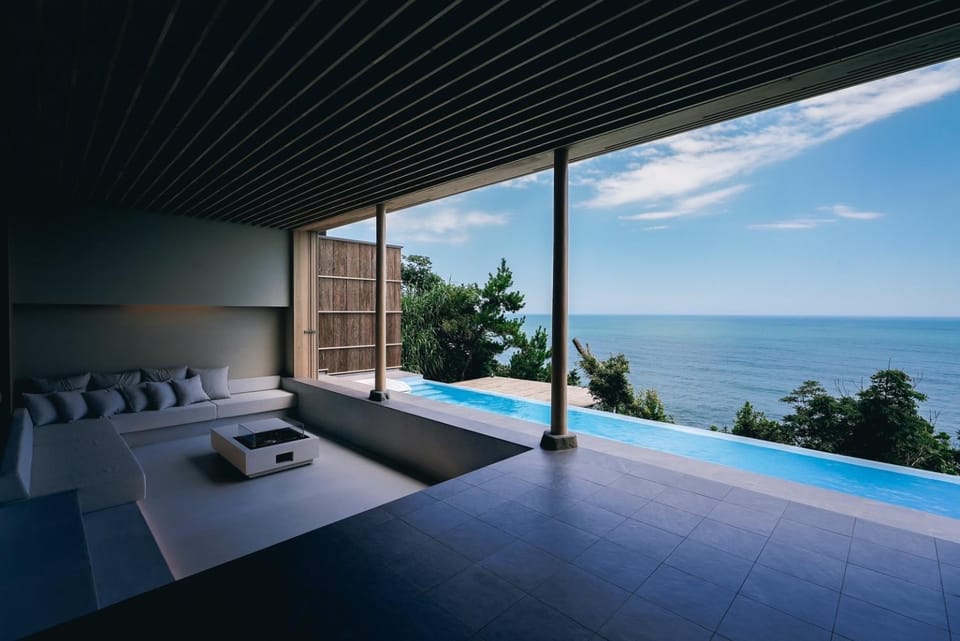 Day, Natural landscape, View (from property/room), Photo of the whole room, Pool view, Sea view, Swimming pool