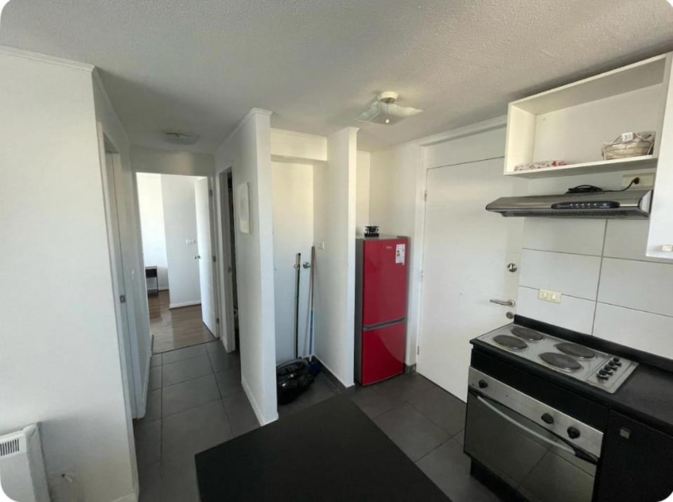 Kitchen or kitchenette, oven, stove