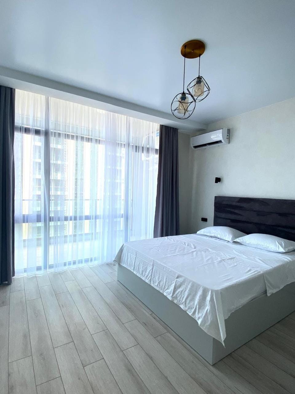 Bed, Bedroom, air conditioner
