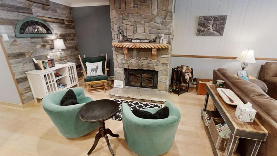 Living room, Seating area, fireplace, furniture