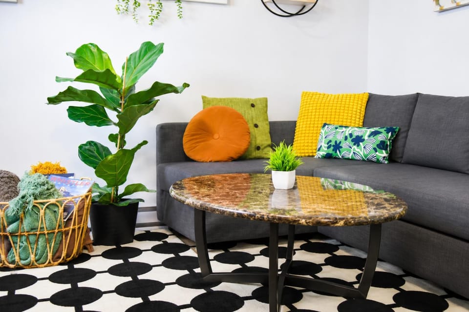 Living room, Seating area, Entertainment, Entertainment