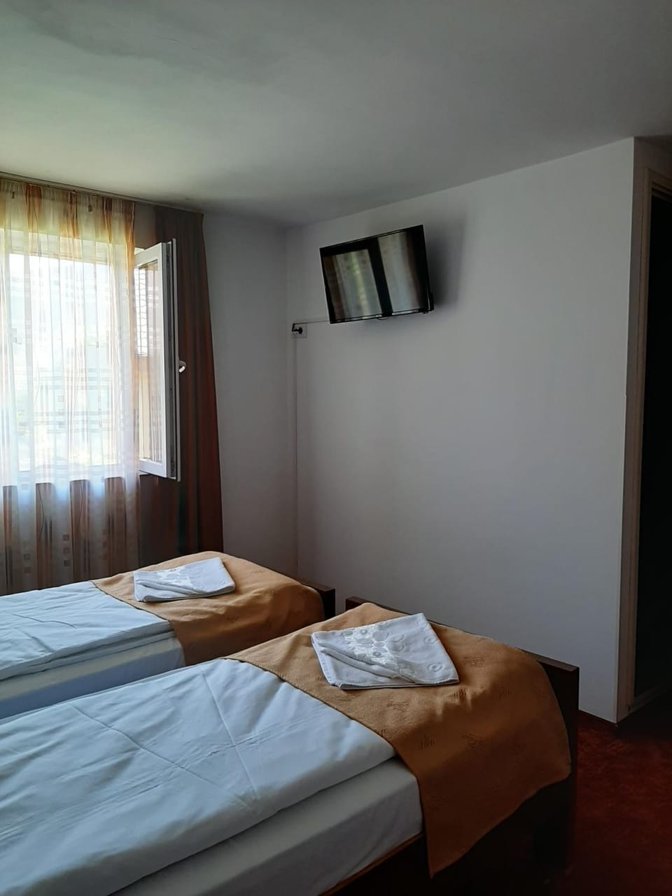 Pensiunea Sanlex Bed and Breakfast in Romania