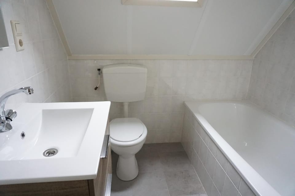 Toilet, Bathroom, Bath