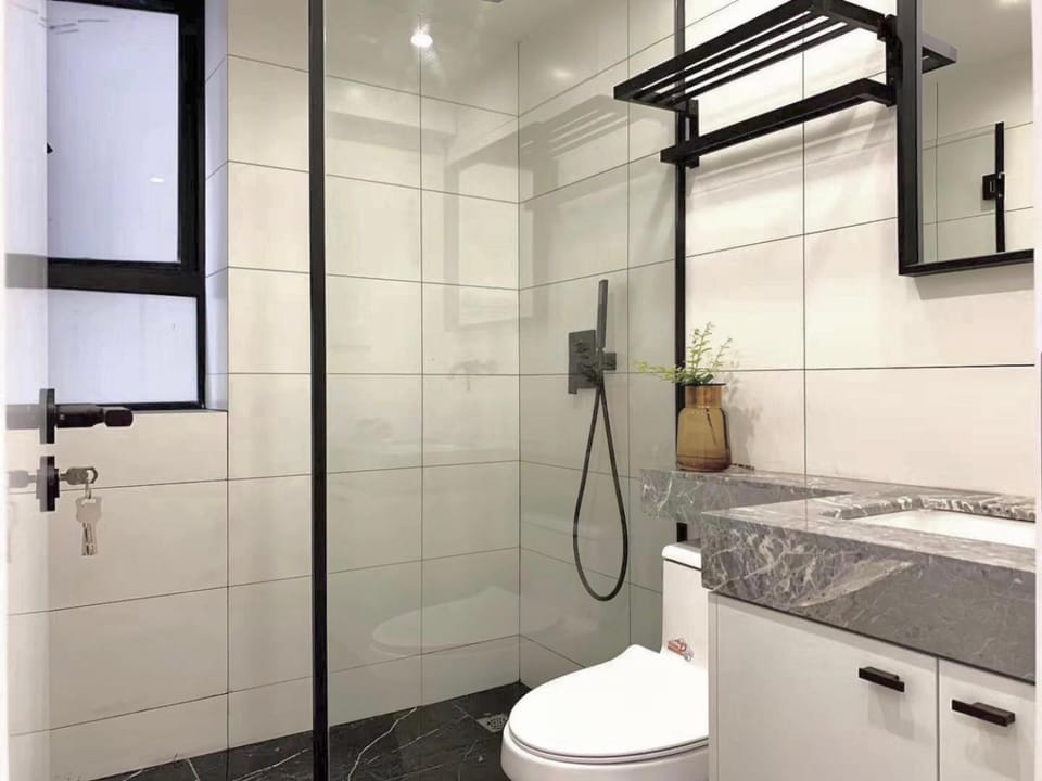 Shower, Toilet, Bathroom