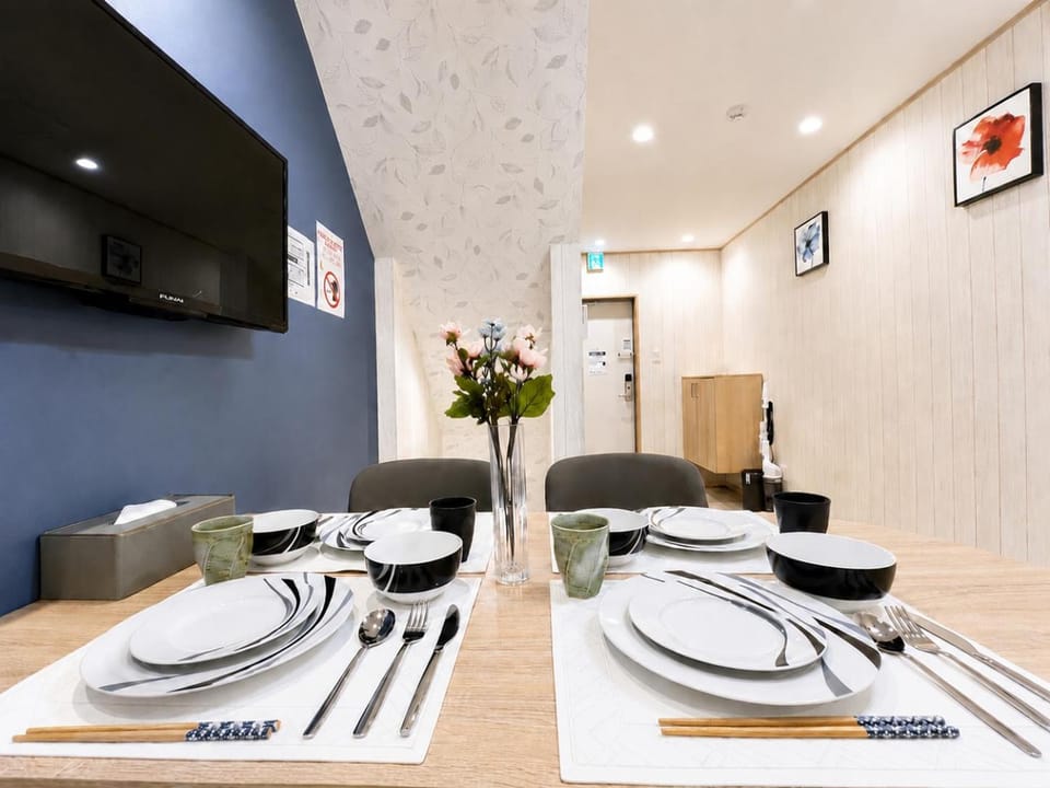 Dining area, Diving