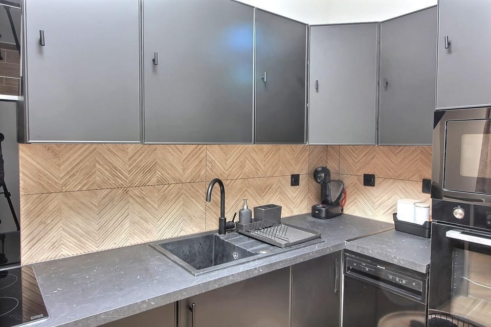 Le Claire de Lune à Pleyel Apartment in Saint-Denis, France