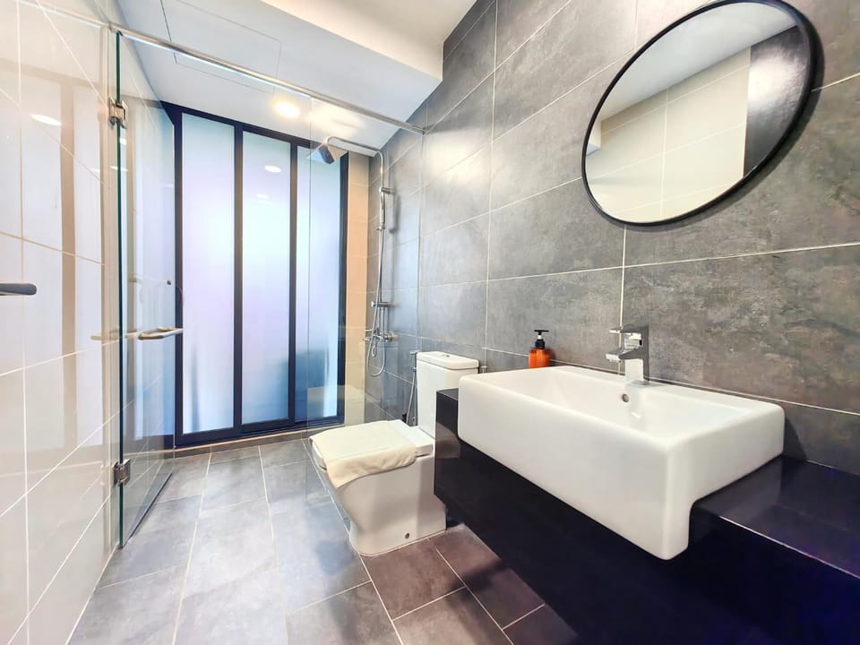 Almas Suites 스타일리시 무지 스튜디오, 스텔라 국제학교까지 도보 2분 STAY Apartment in Johor