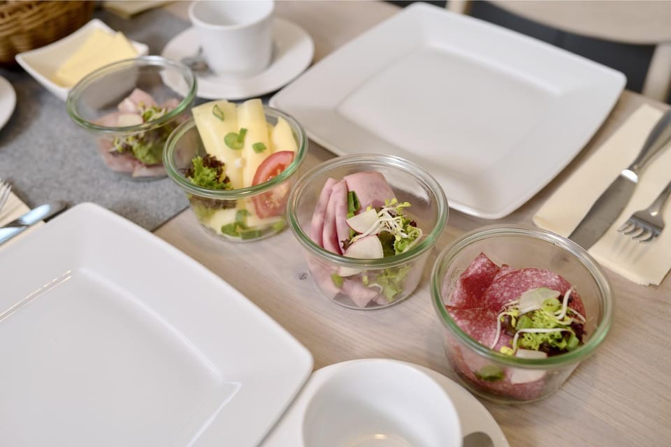 Food and drinks, Food, Breakfast, Breakfast