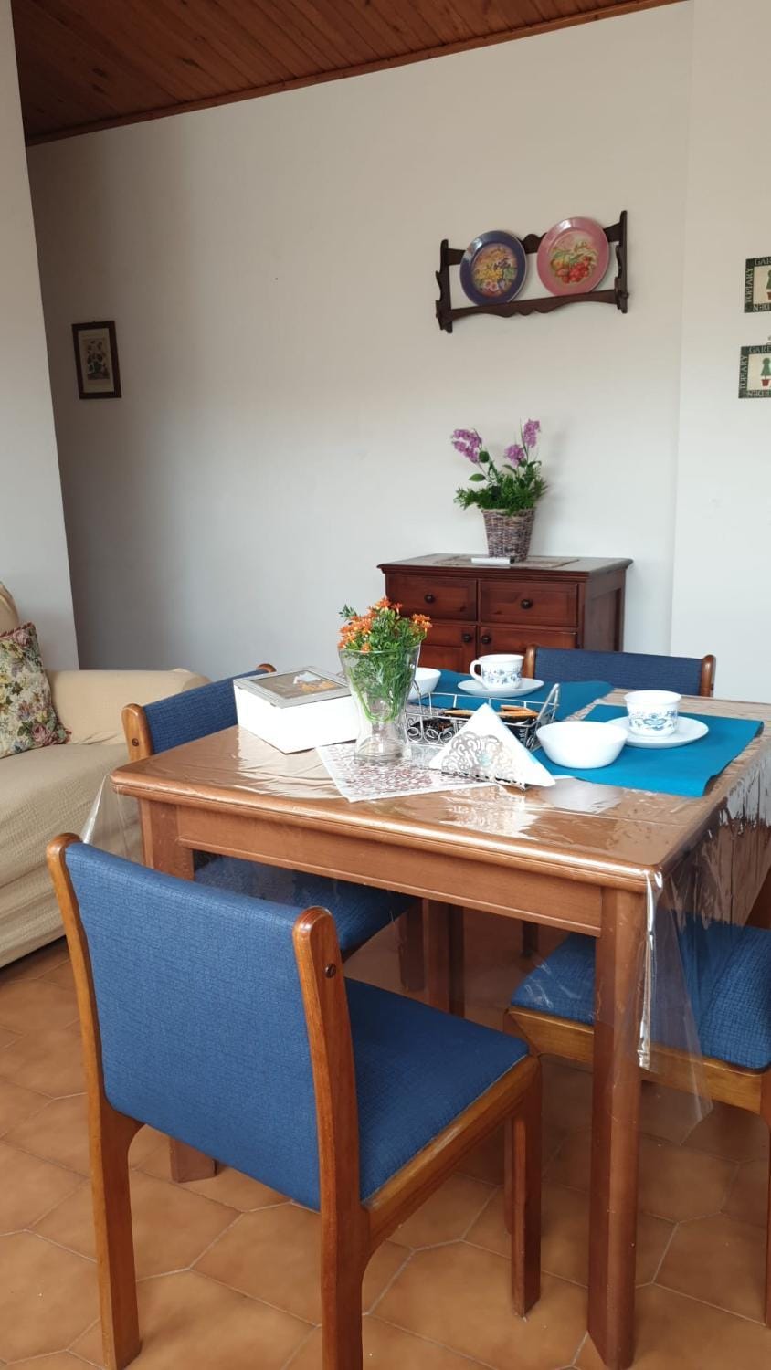 Living room, Dining area, Internal: Not applicable to any particular room