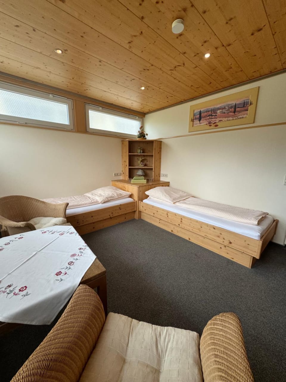 Photo of the whole room