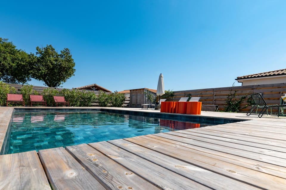 Villa contemporaine avec piscine Villa in Vendays-Montalivet