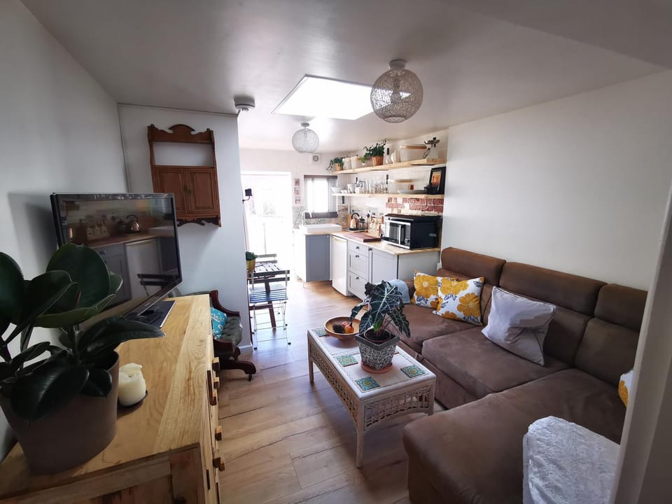 Boscombe by the Beach Apartment in Bournemouth
