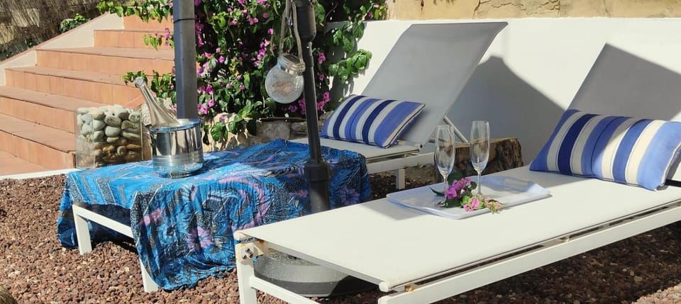 Garden, Solarium, Garden view, sunbed